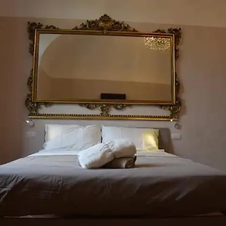 Guest house Alloggio D'epoca In Centro Storico A *
